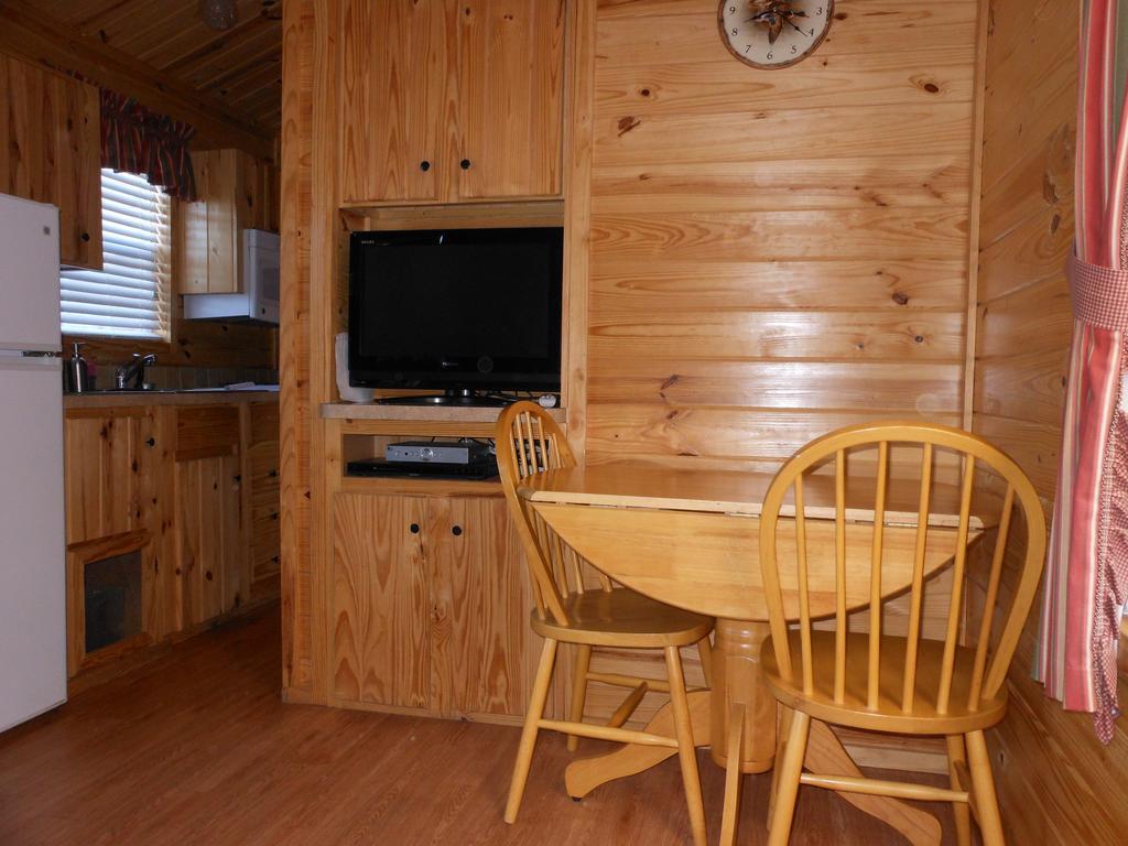 Oakzanita Springs Camping Resort Cabin 1 Descanso Экстерьер фото
